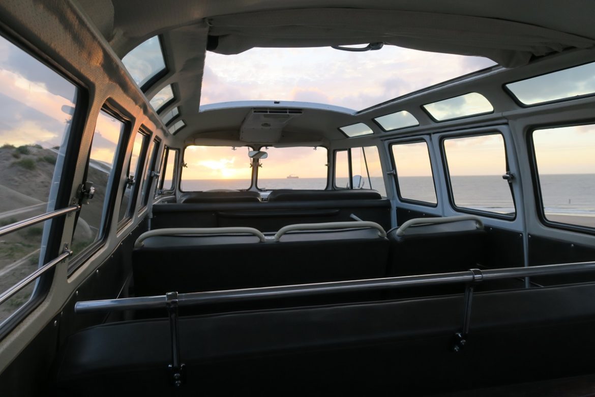 s Combi van VW busje T1 T2 te huur verhuur huren split samba Kombi-legend ancetre oldtimer huwelijk trouw