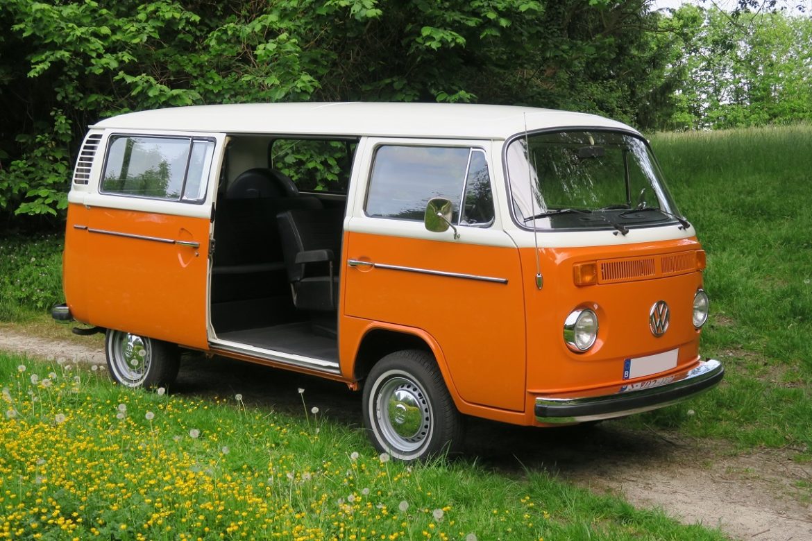 Location mariage VW combi van T1 T2 ancêtre vintage minibus bus busje splitbus volkswagen kombi-legend louer verhuur huur belgique belgie belgi