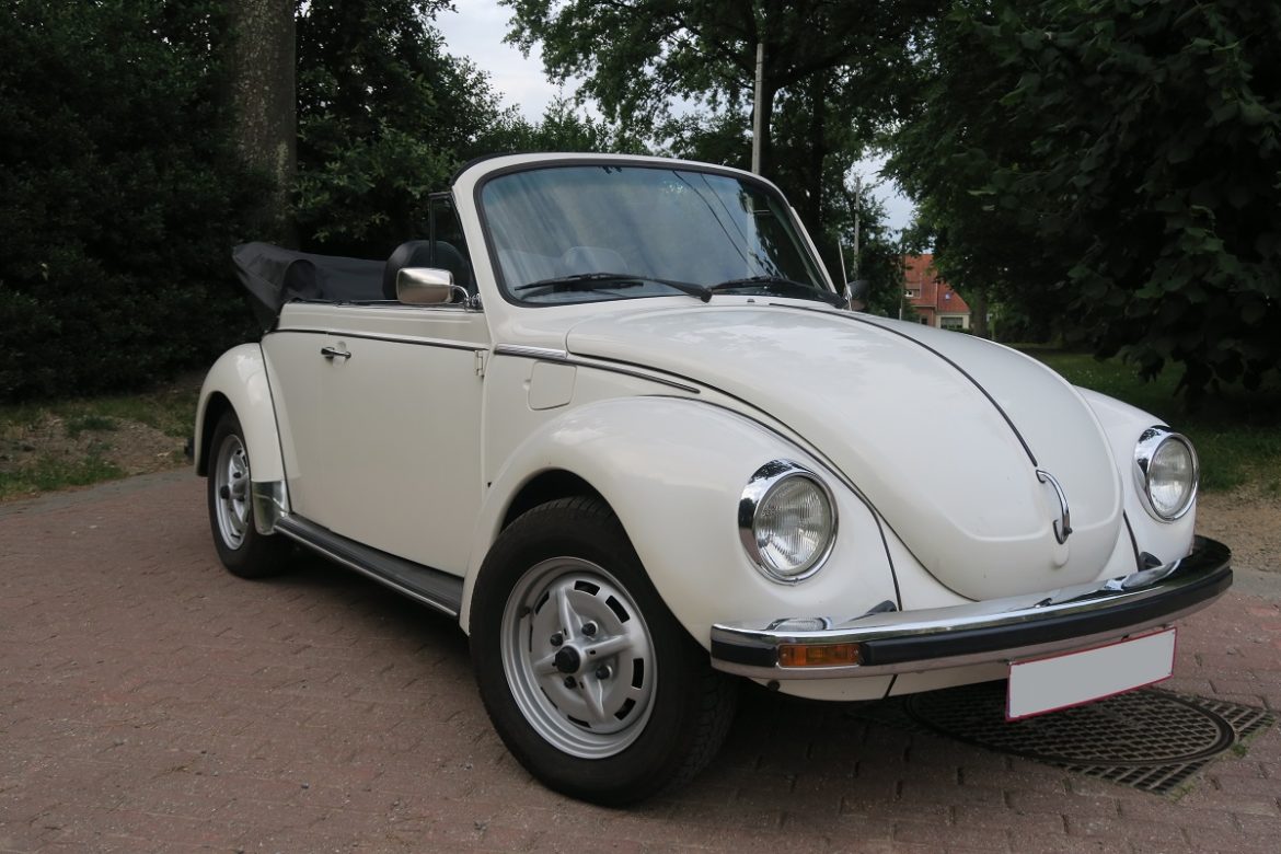 Volkswagen 1303 kever cabrio wit cabriolet cox Beetle coccinelle blanche location louer huur verhuur trouw oldtimer voiture mariage ancetre kom