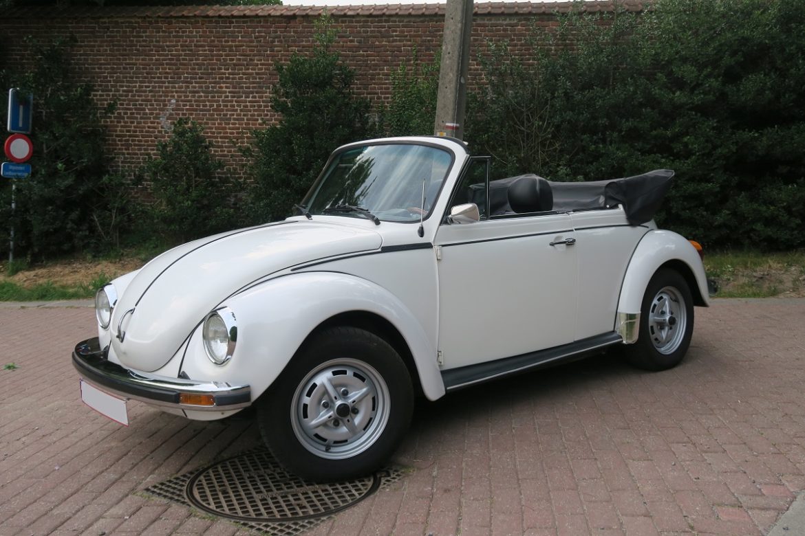 Volkswagen VW 1303 kever cabrio wit cabriolet cox Beetle coccinelle blanche location louer huur verhuur trouw oldtimer voiture mariage ancetre